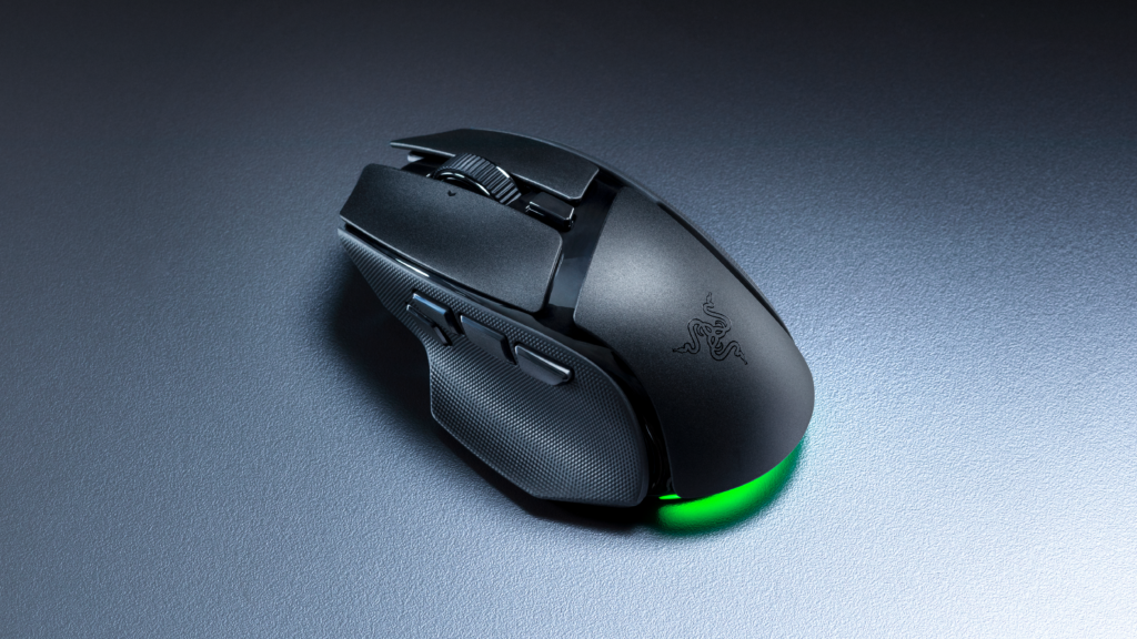 The Basilisk V4 HyperSpeed trims weight to 94 grams while keeping the Basilisk's ergonomic shape. Image: Razer.